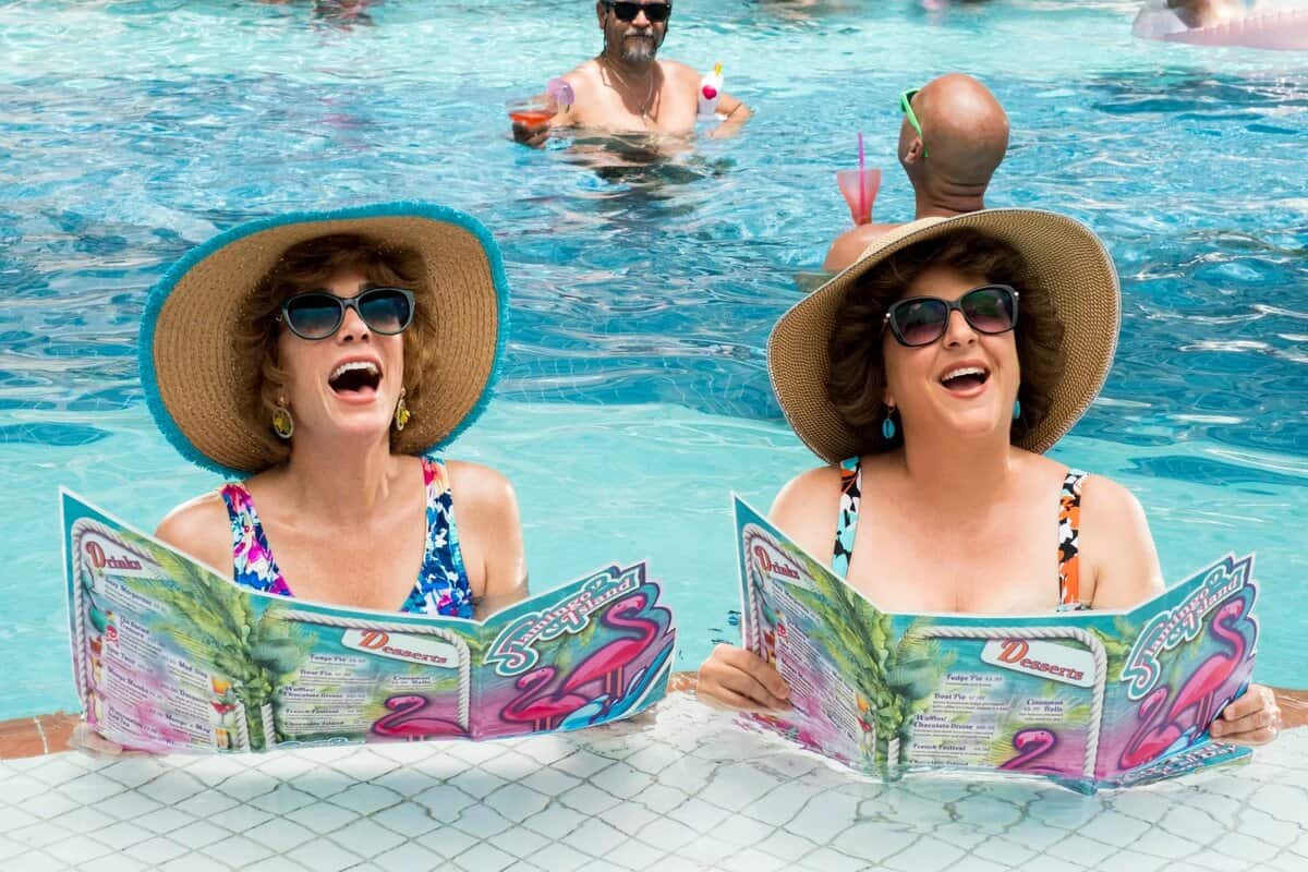 Warmhalten im Dezember: 10 Filme mit Meer und Bademode
