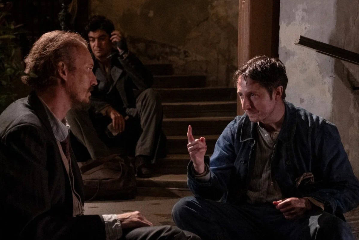 Rezension des Films Modi: Drei Tage auf den Flügeln des Wahnsinns, Johnny Depps zweite Regiearbeit