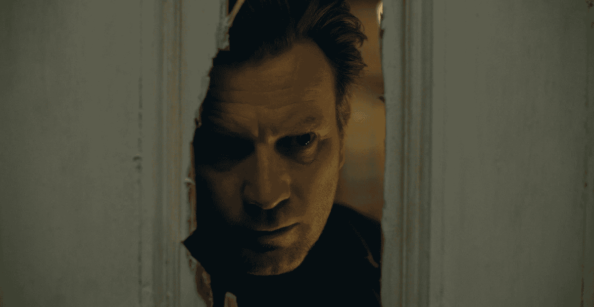 Eine Dunkelheit, die Geheimnisse birgt. Mystik und Horror…