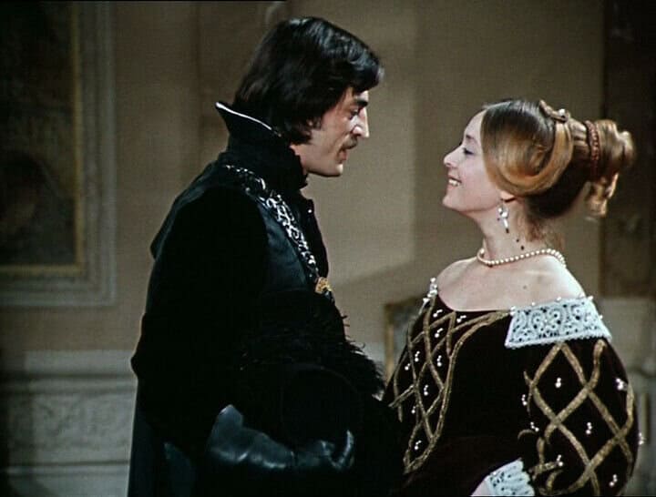 Hund im Heu (1977) ist ein wunderbarer Film, der Mikhail Boyarsky zum Star machte.