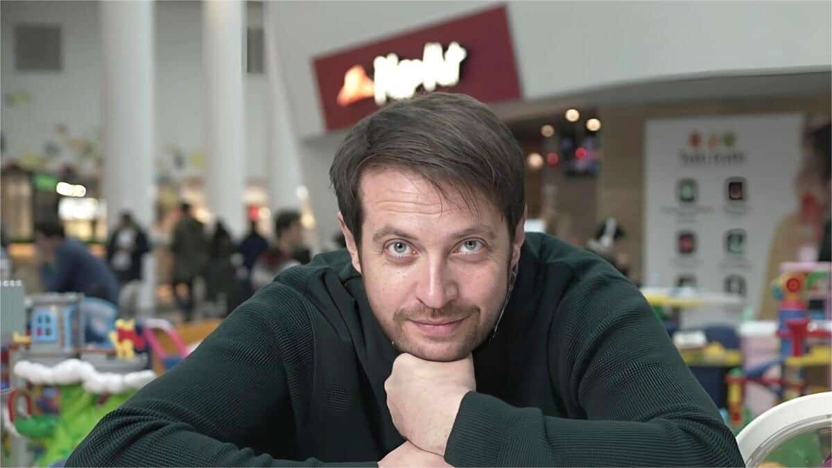 Der Schauspieler Kirill Safonov hat sich über seine Karriere im israelischen Kino geäußert
