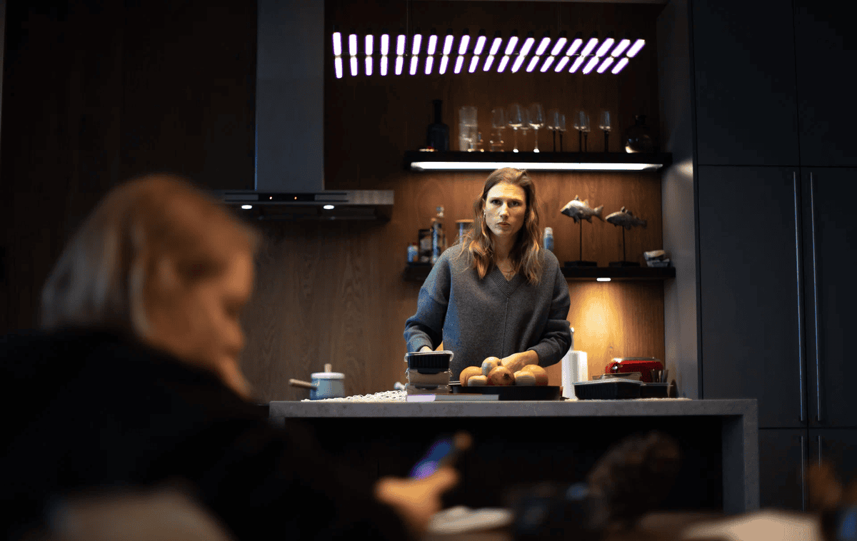 Neue russische TV-Serie mit hohen Einschaltquoten, die von der ersten Folge an anziehen