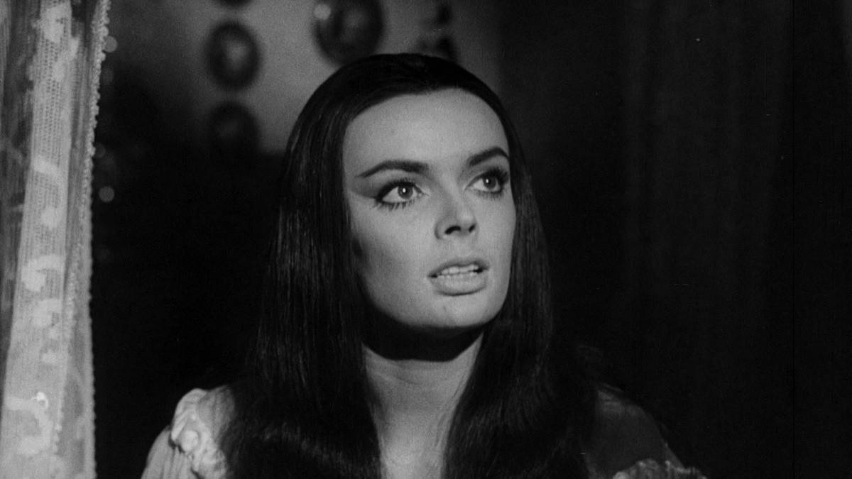 Atmosphärischer Gothic-Horror-Film, den jeder sehen sollte | Horror nach Kurzgeschichten von Edgar Allan Poe | Film Advisor