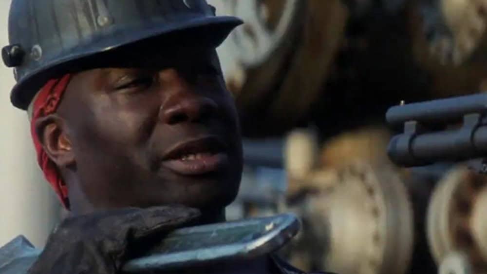 Film Armageddon (1998): Aspekte, die nur für erwachsene Zuschauer von Interesse sind. Ich werde es Ihnen sagen.
