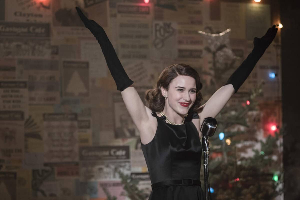 Wichteln und Festtagsbraten: Ideen für eine Silvesterparty aus Filmen und Fernsehserien