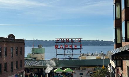 Unterhaltsame Geschichten vom Fischmarkt in Seattle