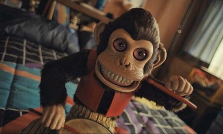 Stephen King begeistert von Osgoode Perkins‘ Film „Obezjana“