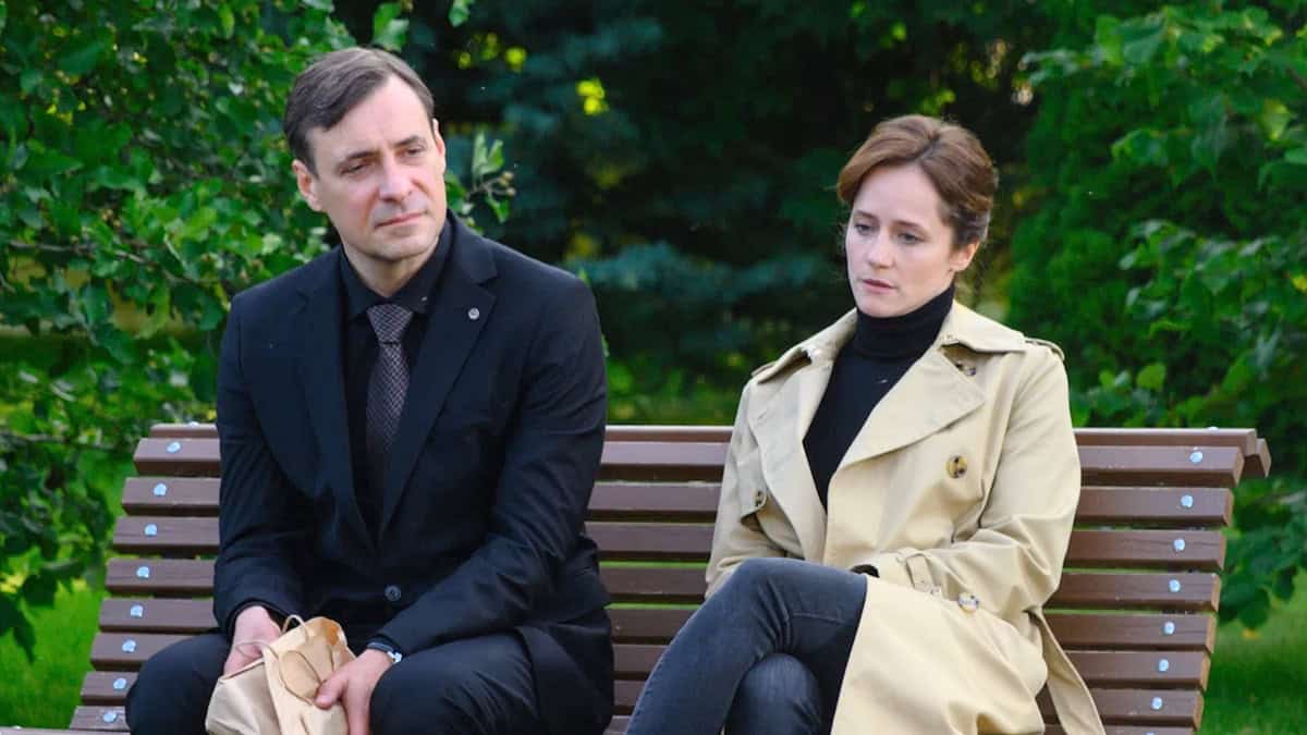 Parodie auf die Logik, viele Klischees, aber wie die ruhige, ein wenig wortreiche Hauptfigur: Publikumsrezensionen der Serie Schweigeminute