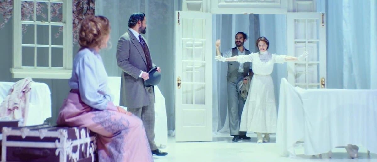 Vergessenheit ist schlimmer als der Tod. Sehen Sie den Film The Great Lillian Hall über eine an Demenz erkrankte Schauspielerin