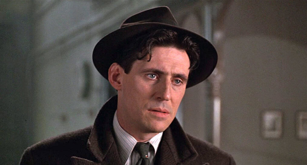 22 unbekannte Fakten über Miller's Crossroads (1990), den Film, für den die Coen-Brüder Batman aufgaben