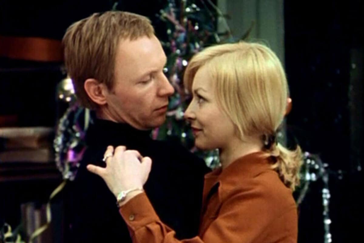 Wichteln und Festtagsbraten: Ideen für eine Silvesterparty aus Filmen und Fernsehserien