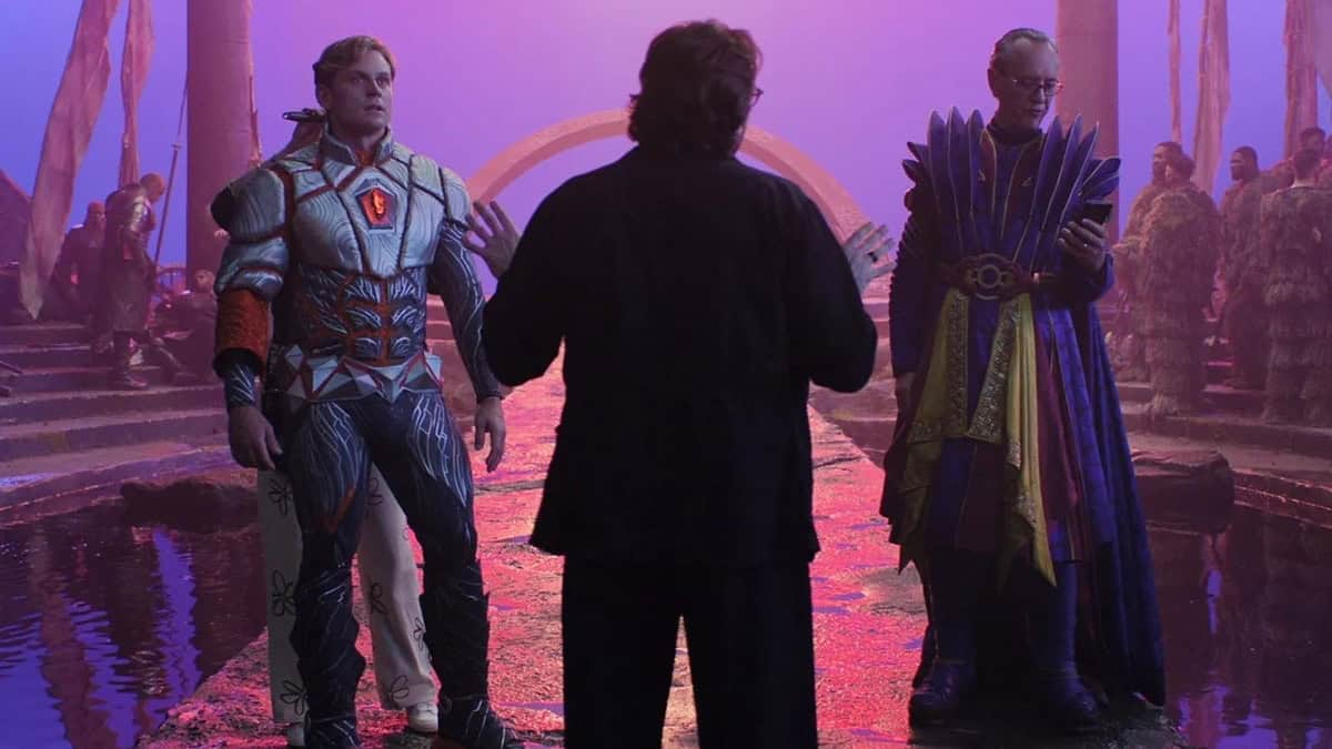  Das Franchise ist eine Satire über die Dreharbeiten zu einem Superhelden-Blockbuster