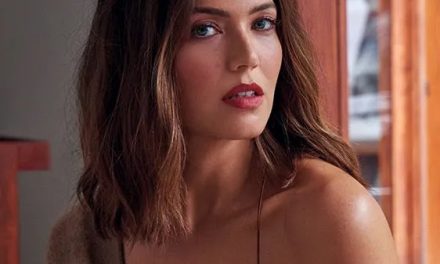 Mandy Moore kritisiert Amazon nach Brand-Zustellung