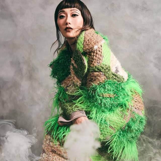 Karen Fukuhara: Einblick in „A Book Of“ und kreative Inspiration