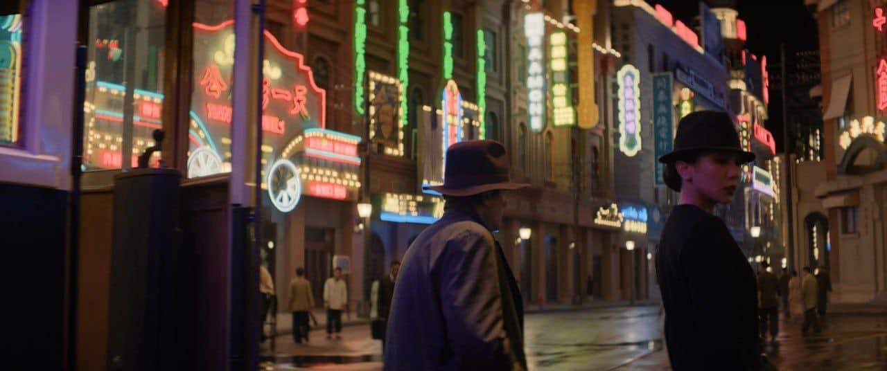 „Roter Seide“: Fesselnder Detektivthriller im Kino!