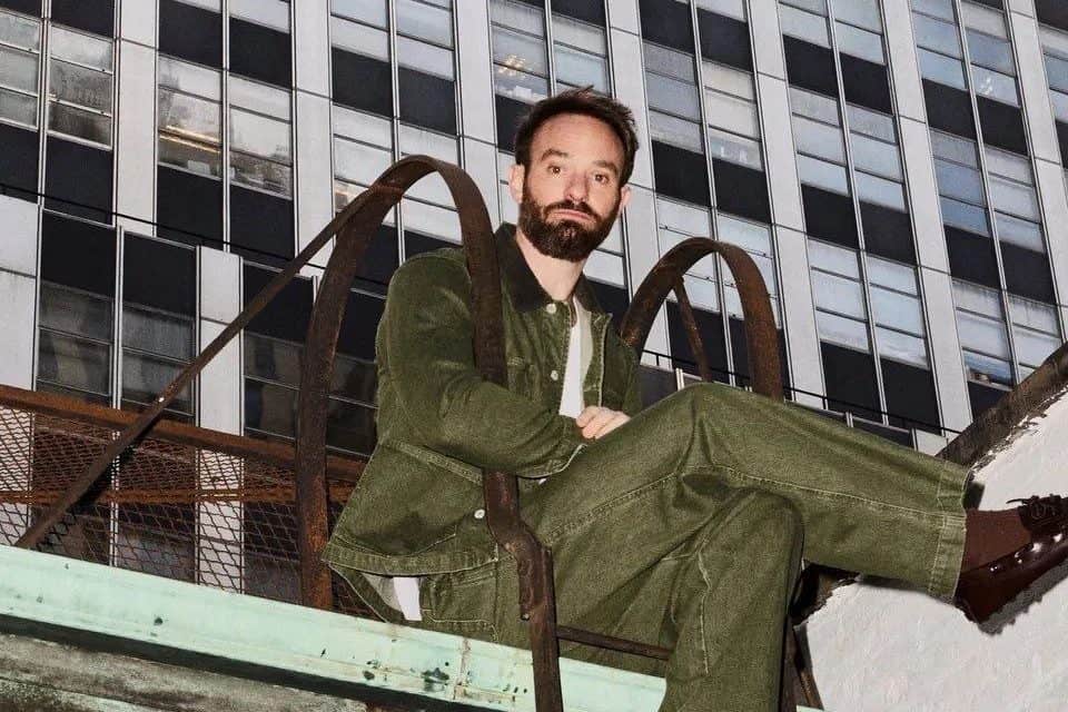 Charlie Cox: Stil und Charisma als Daredevil im Fokus