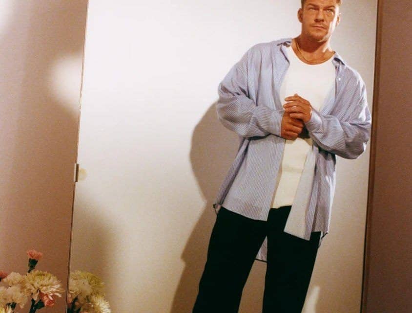 Alan Ritchson: Schauspieler mit beeindruckender Präsenz