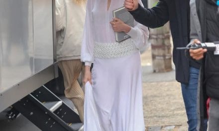 Anne Hathaway und Josh Hartnett im Film „Die Wahrheit“