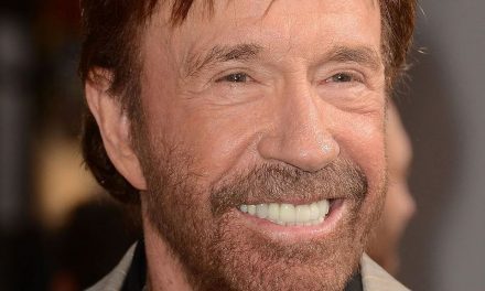 Chuck Norris: Eine Ikone des Action-Kinos seit 1940