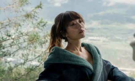 Karen Fukuhara: Vielseitige Schauspielerin und Inspirationsquelle
