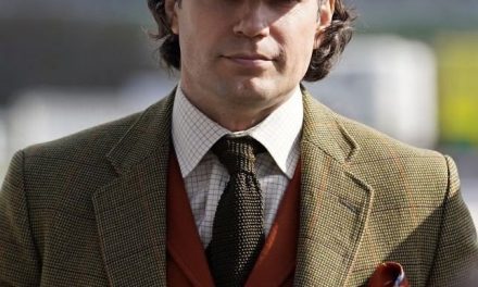 Henry Cavill begeistert Fans beim Cheltenham Festival 2023