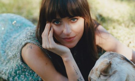 Dakota Johnson: Das Gesicht des März 2024 für Bustle Magazine