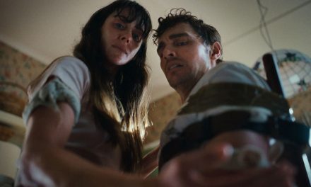 „Ein Ganzes“: Provokanter Body-Horror-Film in Russland!