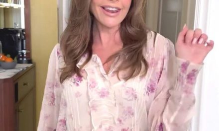 Denise Richards: Zeitlos schön mit 53 Jahren!