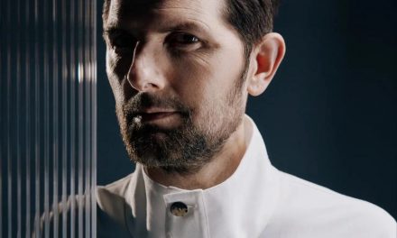 Adam Scott: Einblicke in Humor und Authentizität im Schauspiel