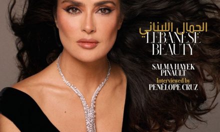 Salma Hayek: Zeitlose Schönheit auf dem Vogue-Cover