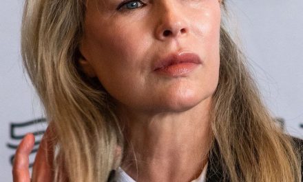 Kim Basinger: 70 Jahre voller Filmzauber und Oscar-Ehre
