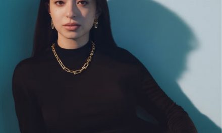 Mikey Madison glänzt in Tiffany & Co. Kampagne