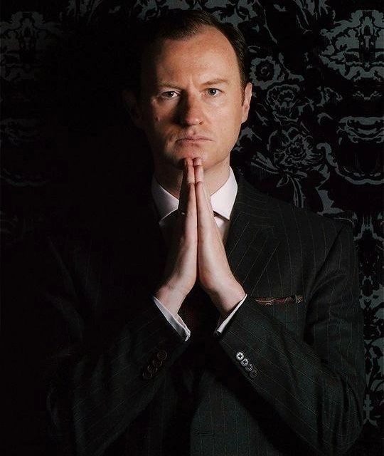 Mark Gatiss im Cast des neuen Films als Ted Gilbert