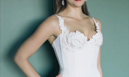 Elisabeth Olsen begeistert bei den Golden Globes 2023