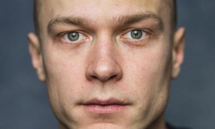 Tag der glatzköpfigen Männer: Schauspieler ohne Haare feiern