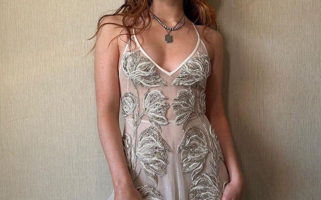 Sadie Sink feiert ihren 23. Geburtstag! 🎉