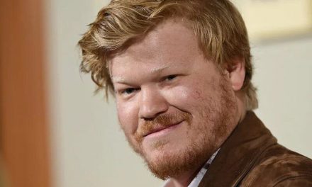 Jesse Plemons als Plutarch Heavensbee: Eine spannende Rolle!