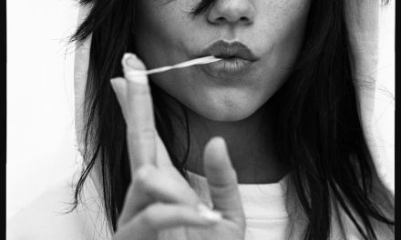 Jenna Ortega: Strahlendes Cover für V Magazine mit faszinierendem Shoot