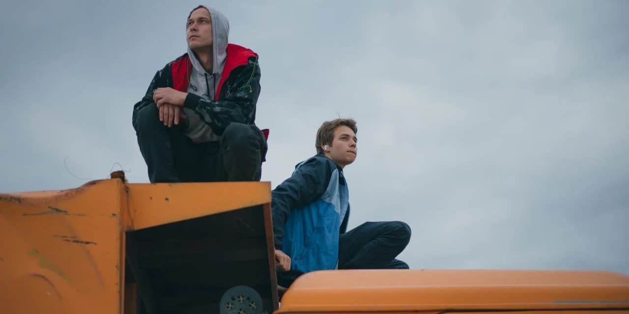 Der Titel des Films könnte lauten: „Kommende englische Neuauflage von ‚Кончится лето'“
