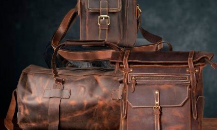 Handgefertigte Lederwaren aus Nikolais Atelier in Moskau